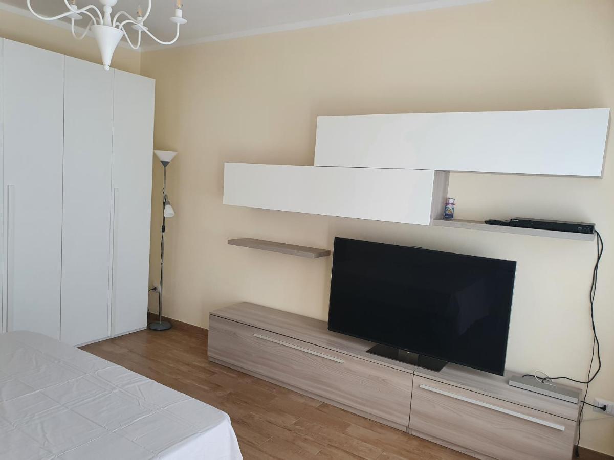 De Candia House Lägenhet Rescaldina Exteriör bild