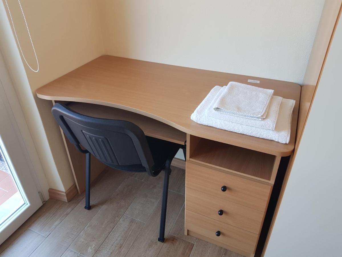 De Candia House Lägenhet Rescaldina Exteriör bild