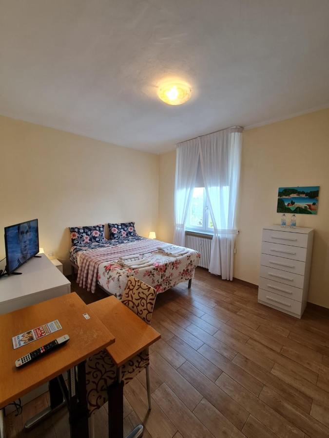 De Candia House Lägenhet Rescaldina Exteriör bild